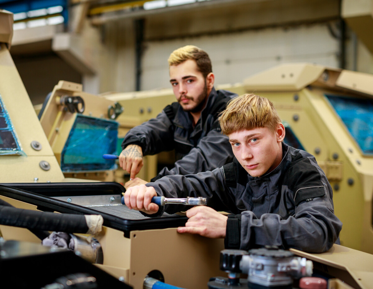 Automechanik pro výjezdy do zahraničí