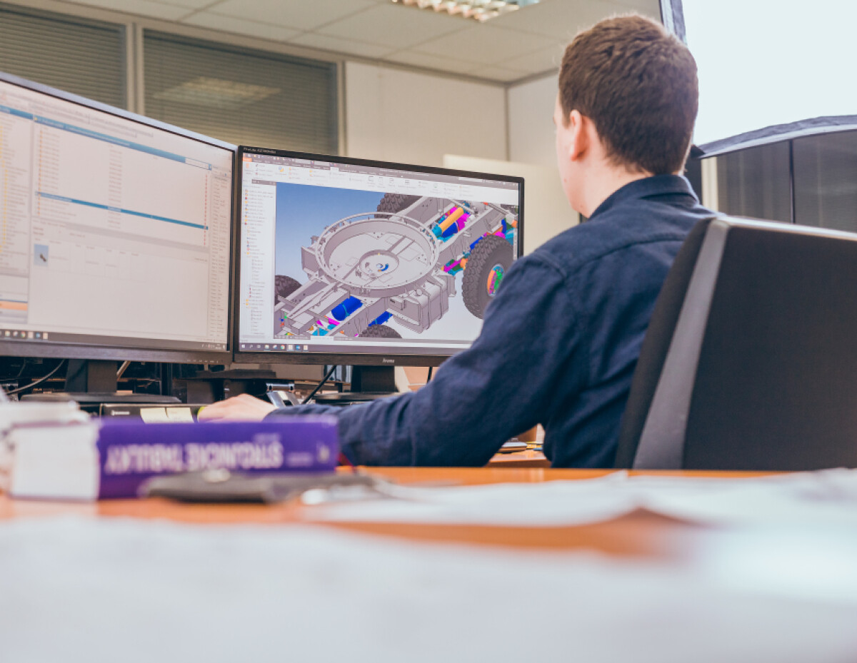 Programátor řídící jednotky – junior