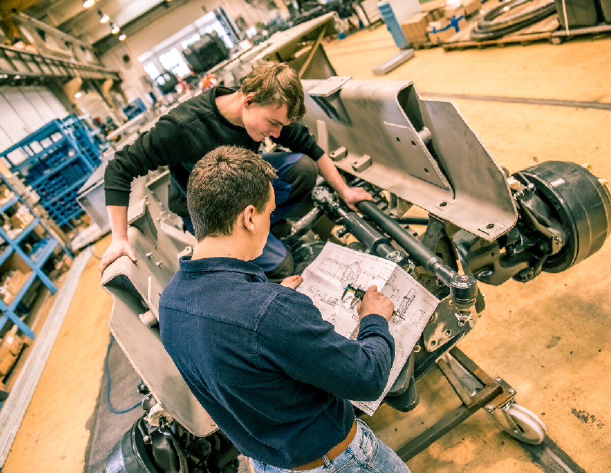 Programátor řídící jednotky – senior