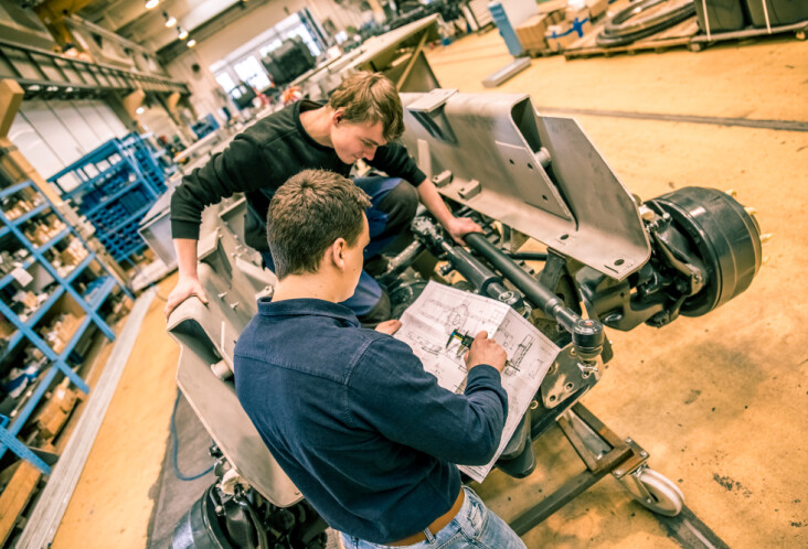 Programátor řídící jednotky – senior